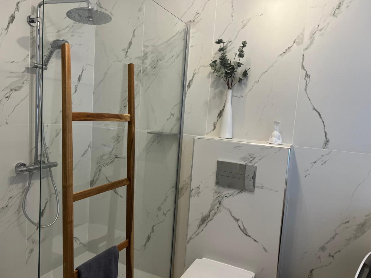Modern Seaview Townhouse In Coral Bay (Adults Only) Apartment Peyia Ngoại thất bức ảnh