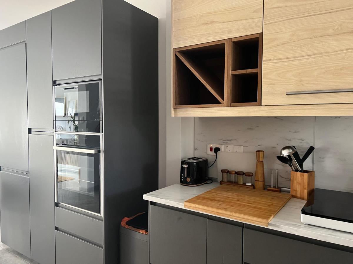 Modern Seaview Townhouse In Coral Bay (Adults Only) Apartment Peyia Ngoại thất bức ảnh